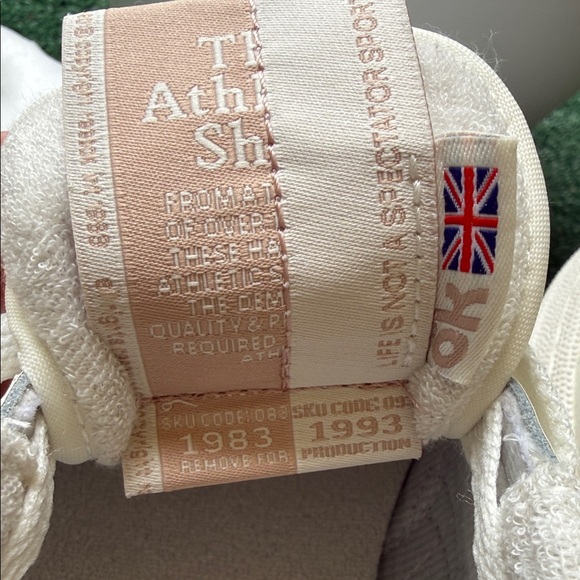 Reebok Women's Cream and Pink Sneakers - Picture 8 of 10